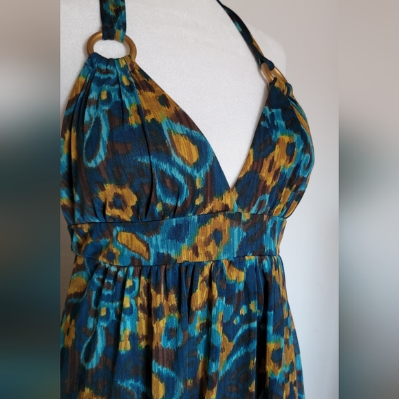 Dress - Picture 2 of 8